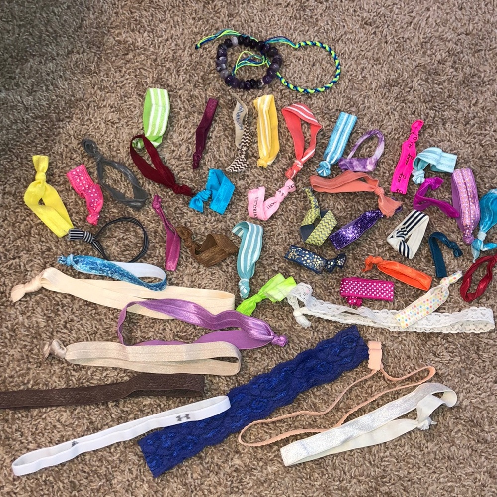 No-tug hair ties and head bands